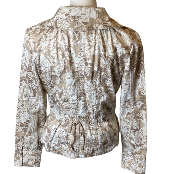 Chico’s Floral Blazer - Picture 3 of 6